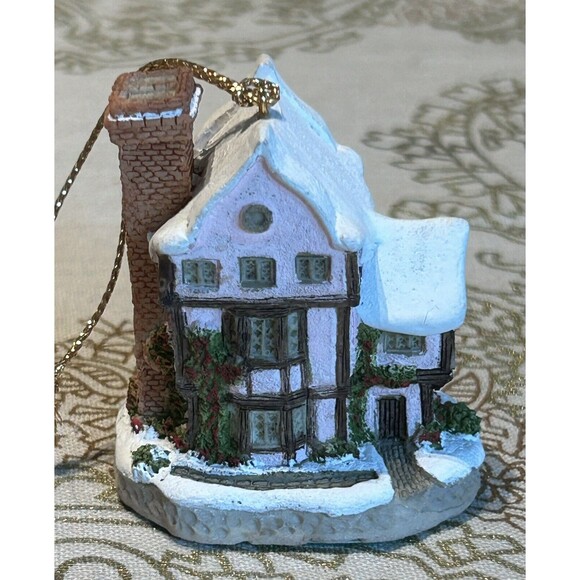 David Winter Cottages John Hine Studio England Ornaments Suffolk House w/box - Picture 1 of 6